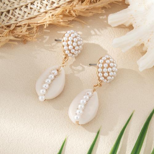 Zinc Alloy Stud Earring with Shell & Plastic Pearl & Acrylic plated & for woman Sold By Pair