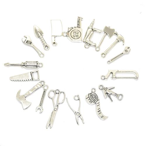 Zinc Alloy Pendants plated DIY silver color Sold By PC