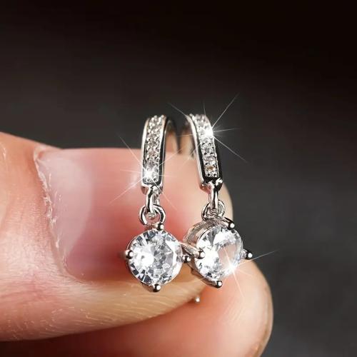 Boucles d'oreilles en laiton zircon cubique pavent, bijoux de mode & pavé de micro zircon & pour femme, plus de couleurs à choisir, 18mm, Vendu par paire