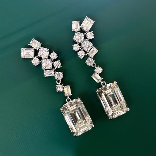 Boucles d'oreilles en laiton zircon cubique pavent, bijoux de mode & pavé de micro zircon & pour femme, 43x11mm, Vendu par paire