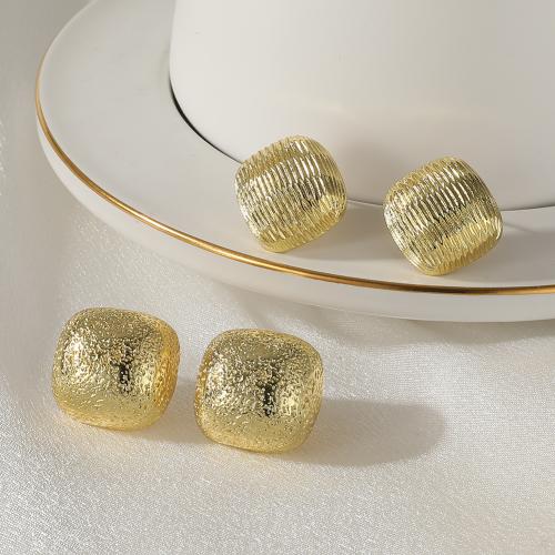 Brass Stud Earring gold color plated fashion jewelry golden nickel lead & cadmium free Sold By Pair