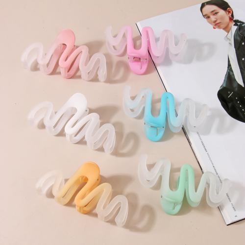 Hair Claw Clips Resin stoving varnish gradient color & for woman Sold By PC