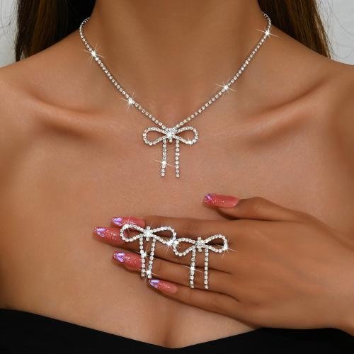 Brass Jewelry Set earring & necklace plated 2 pieces & for woman & with rhinestone silver color Sold By Set