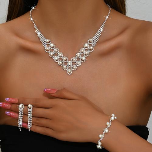 metal Conjunto de joya, con diamantes de imitación & Perlas plásticas, chapado, diferentes estilos para la opción & para mujer, plateado, Vendido por Set