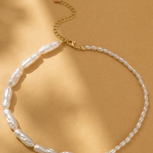 Plastic Pearl Necklace with 7cm extender chain fashion jewelry white Length 36 cm Sold By PC