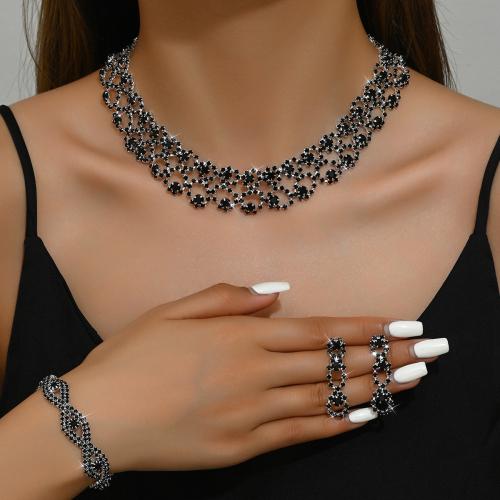 metal Conjunto de joya, con diamantes de imitación, chapado, diferentes estilos para la opción & para mujer, Vendido por Set