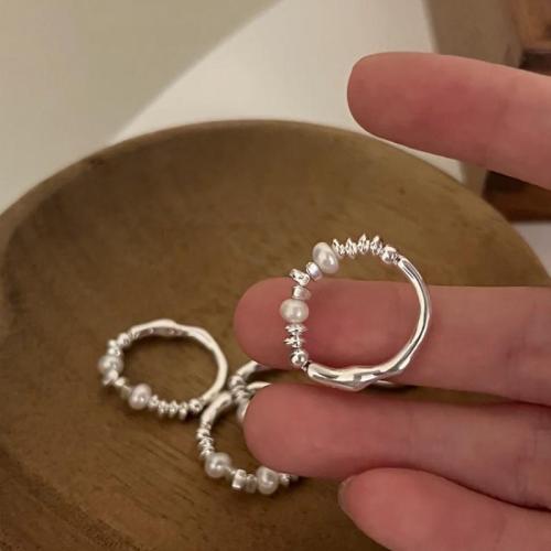 Zinklegierung Fingerring , mit Kunststoff Perlen, Modeschmuck & für Frau, Silberfarbe, Inner diameter 17mm, verkauft von PC