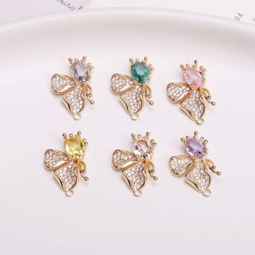 Cubique Pendentif en laiton zircon pavent, avec cristal, papillon, Placage de couleur d'or, DIY & pavé de micro zircon, plus de couleurs à choisir, protéger l'environnement, sans nickel, plomb et cadmium, 14x22mm, Vendu par PC