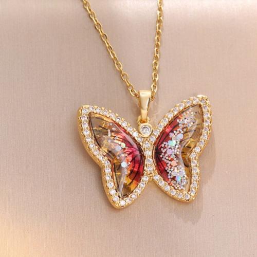 Collier en laiton cubique Zircon Micro Pave, avec 5cm chaînes de rallonge, papillon, Placage de couleur d'or, bijoux de mode & pavé de micro zircon, doré, protéger l'environnement, sans nickel, plomb et cadmium, 26x20mm, Longueur:40 cm, Vendu par PC