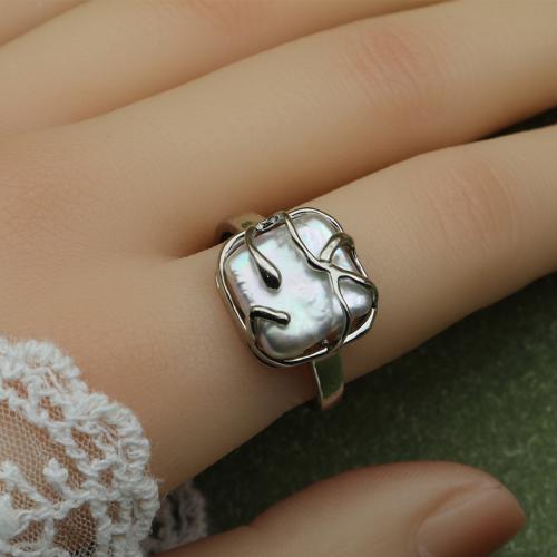 Brass Finger Ring, with Freshwater Pearl, silver color plated, fashion jewelry & for woman, white, Inner diameter 17mm, Sold By PC