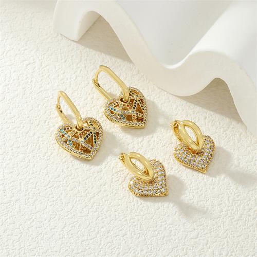 Boucles d'oreilles en laiton zircon cubique pavent, Placage de couleur d'or, styles différents pour le choix & pavé de micro zircon & pour femme, plus de couleurs à choisir, protéger l'environnement, sans nickel, plomb et cadmium, Vendu par paire