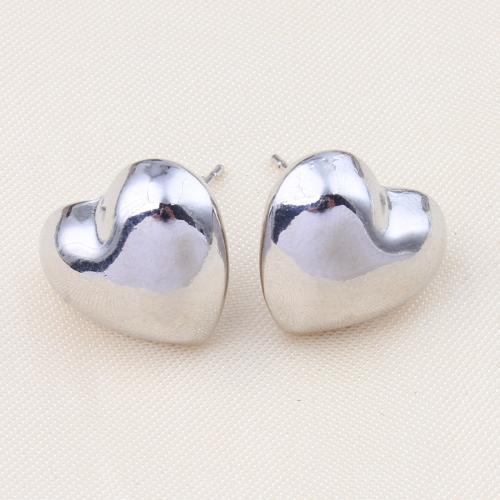 Brass Stud Earring Heart silver color plated for woman nickel lead & cadmium free Sold By Pair