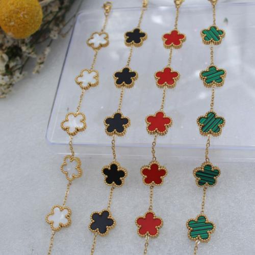 Acier inoxydable 304 parure de bijoux, avec coquille, fleur, Placage de couleur d'or, styles différents pour le choix & pour femme, Vendu par PC