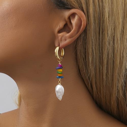 Boucles d'oreilles pendantes en laiton, avec Pierre naturelle & perle de plastique, Placage de couleur d'or, bijoux de mode, doré, protéger l'environnement, sans nickel, plomb et cadmium, 15x73mm, Vendu par paire