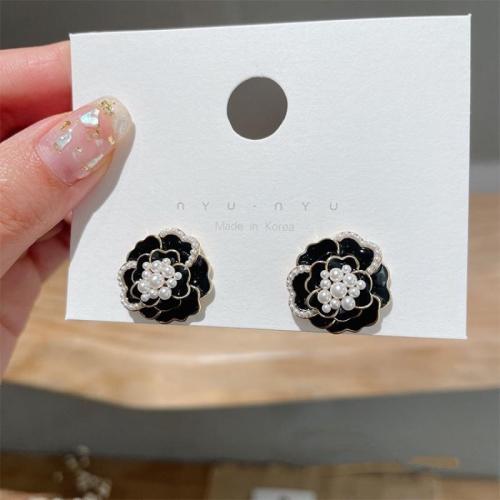 Zinc Alloy Stud Earring with Plastic Pearl Flower fashion jewelry & for woman Sold By Pair