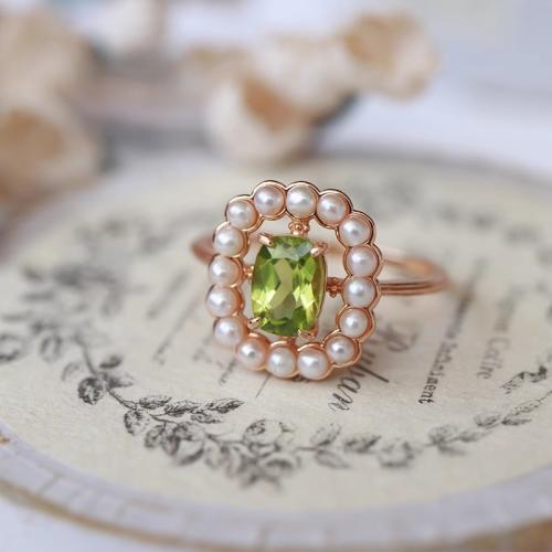 Brass Finger Ring, with Plastic Pearl, fashion jewelry & for woman & with rhinestone, golden, Inner diameter 17mm, Sold By PC