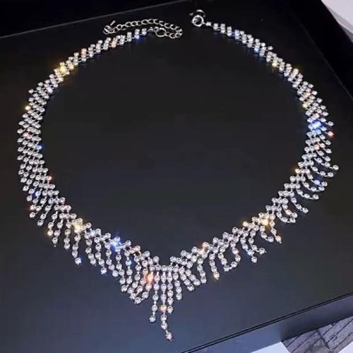 Collier de bijoux en alliage de zinc, bijoux de mode & pour femme & avec strass, plus de couleurs à choisir, Longueur:Environ 50.4 cm, Vendu par PC