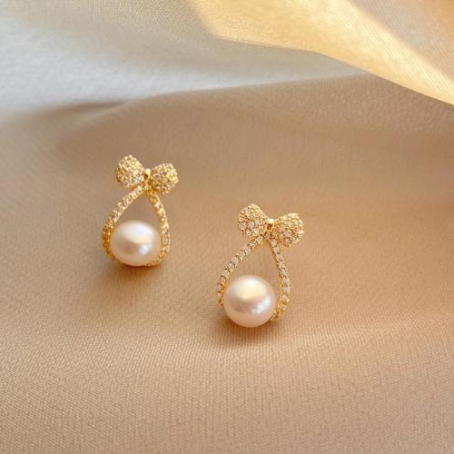 Zinc Alloy Stud Earring with Plastic Pearl fashion jewelry & for woman & with rhinestone Sold By Pair