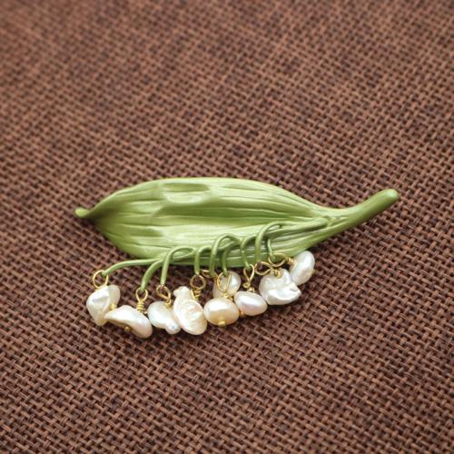 Tibetan Style Brooches, with Plastic Pearl, for woman, green, 72x36mm, Sold By PC