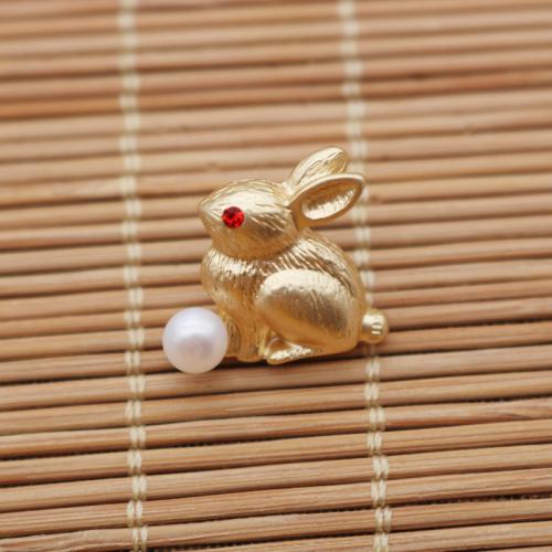 Zinc Alloy Brooches with Plastic Pearl & for woman golden 35mm Sold By PC