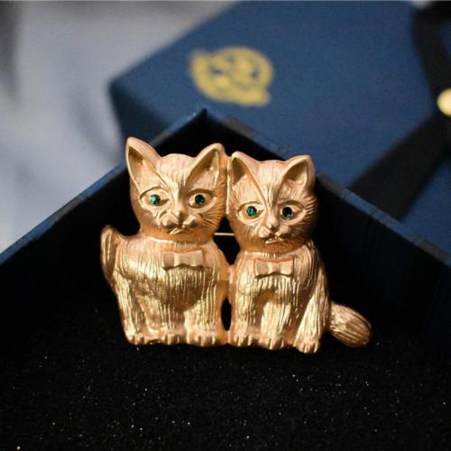 Tibetan Style Brooches, Cat, for woman, golden, 43x31mm, Sold By PC