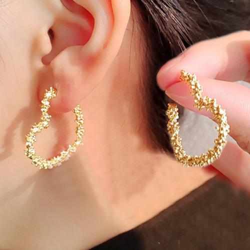 Boucle d'oreille dormeuse en alliage de zinc, coeur, Placage de couleur d'or, bijoux de mode, doré, protéger l'environnement, sans nickel, plomb et cadmium, 32x29mm, Vendu par paire