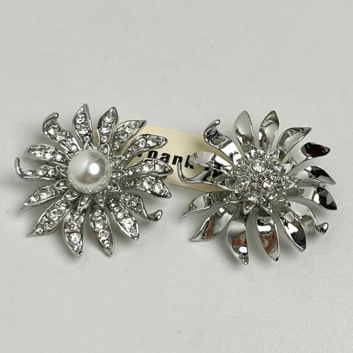 Zinklegering broches, Zinc Alloy, met Plastic Pearl, verschillende stijlen voor de keuze & voor vrouw & met strass, zilver, 50mm, Verkocht door PC