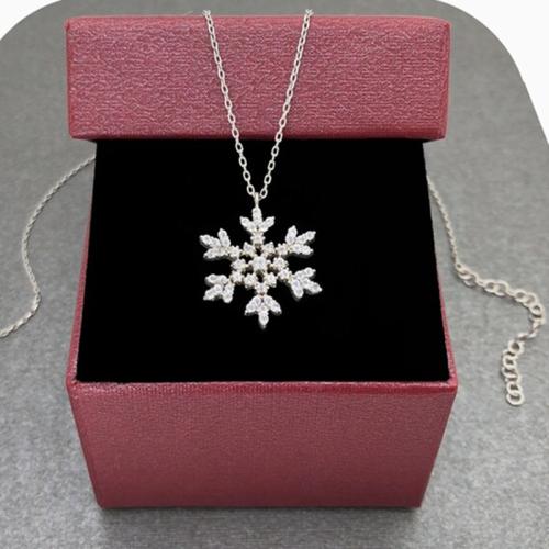 Brass Necklace, Snowflake, fashion jewelry & for woman, 23x21mm, Sold Per Approx 45 cm Strand