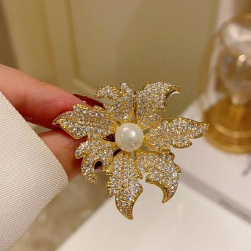 Tibetan Style Brooches, with Plastic Pearl, plated, for woman & with rhinestone, golden, 44x33mm, Sold By PC