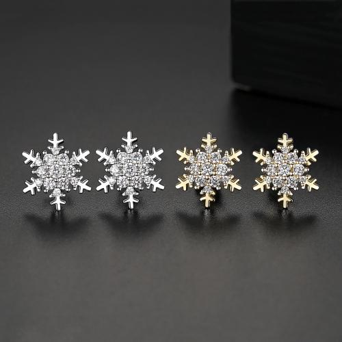 laiton boucle d oreille dormeuse, flocon de neige, Placage, pavé de micro zircon & pour femme, plus de couleurs à choisir, 13x13mm, Vendu par paire