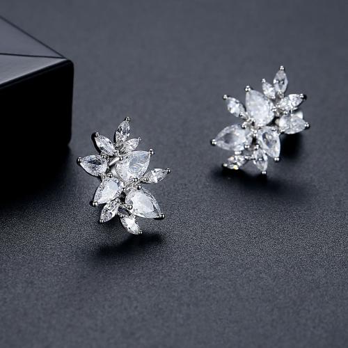 Brass Stud Earring, platinum plated, micro pave cubic zirconia & for woman, 13.15x17.50mm, Sold By Pair