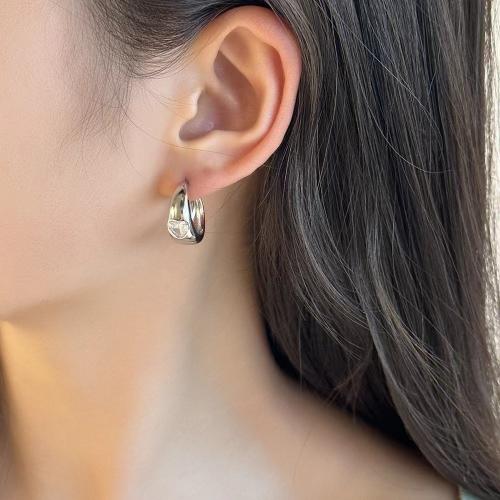 Boucles d'oreilles en laiton zircon cubique pavent, Placage, bijoux de mode & pavé de micro zircon, plus de couleurs à choisir, protéger l'environnement, sans nickel, plomb et cadmium, 9x23mm, Vendu par paire