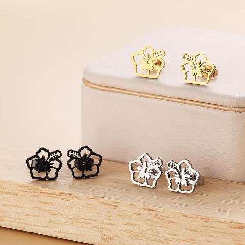 Stainless Steel Stud Earrings 304 Stainless Steel Flower Vacuum Ion Plating fashion jewelry & for woman Sold By Bag