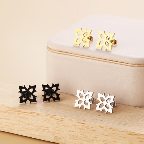 Stainless Steel Stud Earrings 304 Stainless Steel Flower Vacuum Ion Plating fashion jewelry & for woman Sold By Bag