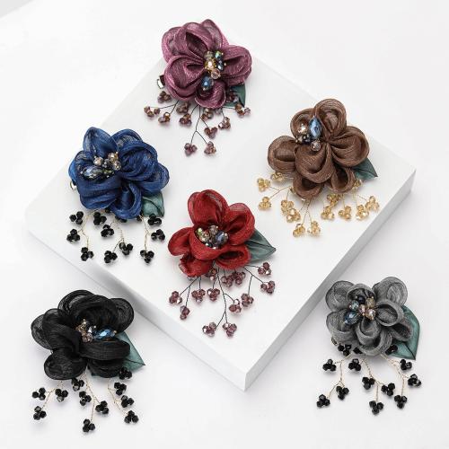 Fashion Broche Sieraden, Doek, met Kristal, Bloem, mode sieraden, meer kleuren voor de keuze, 60x80mm, Verkocht door PC