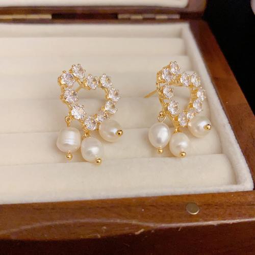 Boucles d'oreilles en laiton zircon cubique pavent, avec perle d'eau douce cultivée, Plaqué d'or, pavé de micro zircon & pour femme, Or, 32x21mm, Vendu par paire