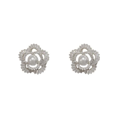 Boucles d'oreilles en laiton zircon cubique pavent, avec perle de plastique, Pétales, Plaqué d'or, pavé de micro zircon & pour femme, plus de couleurs à choisir, 16x16mm, Vendu par paire