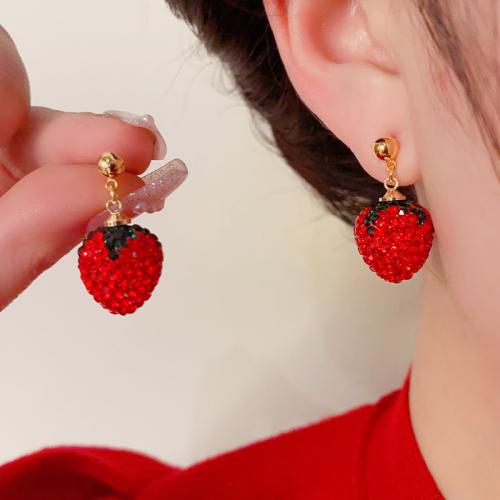 Boucles d'oreilles en laiton zircon cubique pavent, fraise, Plaqué d'or, pavé de micro zircon & pour femme, rouge, 28x15mm, Vendu par paire