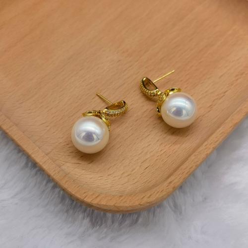 Brass Stud Earring, with Plastic Pearl, fashion jewelry & for woman & with rhinestone, golden, 28mm, Sold By Pair