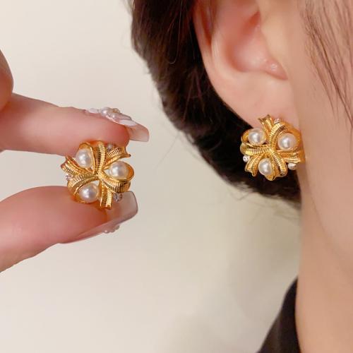 Boucles d'oreilles en laiton zircon cubique pavent, avec perle de plastique, Plaqué d'or, pavé de micro zircon & pour femme, Or, 18x18mm, Vendu par paire