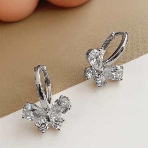 Boucles d'oreilles en laiton zircon cubique pavent, papillon, bijoux de mode & pavé de micro zircon & pour femme, plus de couleurs à choisir, 13x19mm, Vendu par paire