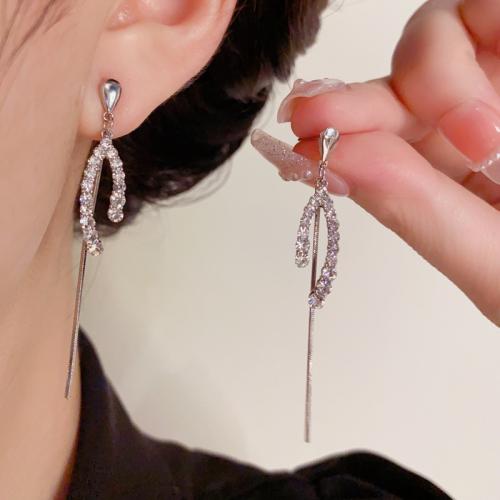 Boucles d'oreilles en laiton zircon cubique pavent, Plaqué d'or, pavé de micro zircon & pour femme, argent, 52x5mm, Vendu par paire