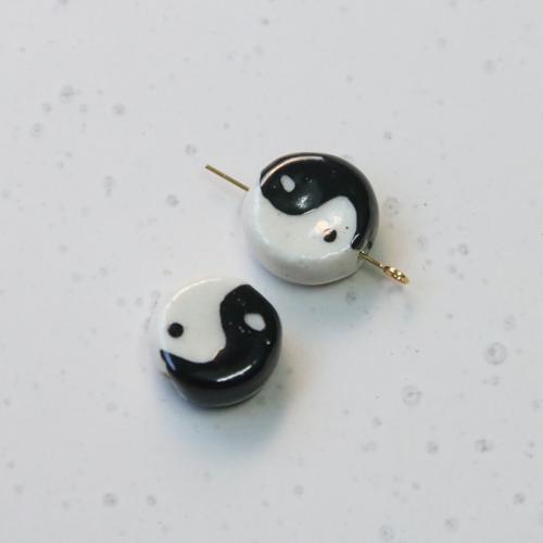 Porcelain Jewelry Beads, Flat Round, DIY, white and black, 14mm, Approx 100PCs/Bag, Sold By Bag