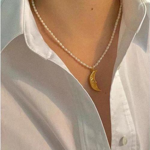 Freshwater Pearl Brass Necklace, with Brass, with 5cm extender chain, fashion jewelry, white, Length:35 cm, Sold By PC