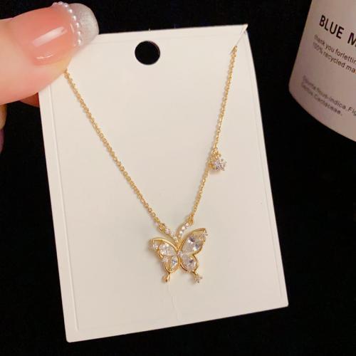 Collier en laiton cubique Zircon Micro Pave, avec 5CM chaînes de rallonge, papillon, Plaqué d'or, pavé de micro zircon & pour femme, Or, Longueur:Environ 40 cm, Vendu par PC