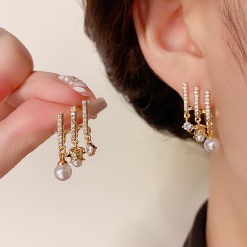 Boucles d'oreilles en laiton zircon cubique pavent, avec perle de plastique, Plaqué d'or, pavé de micro zircon & pour femme, Or, 27x11mm, Vendu par paire