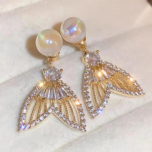 Tibetan Style Stud Earring, with Cubic Zirconia & Plastic Pearl, plated, for woman & with rhinestone & hollow, gold, 32x20mm, Sold By Pair