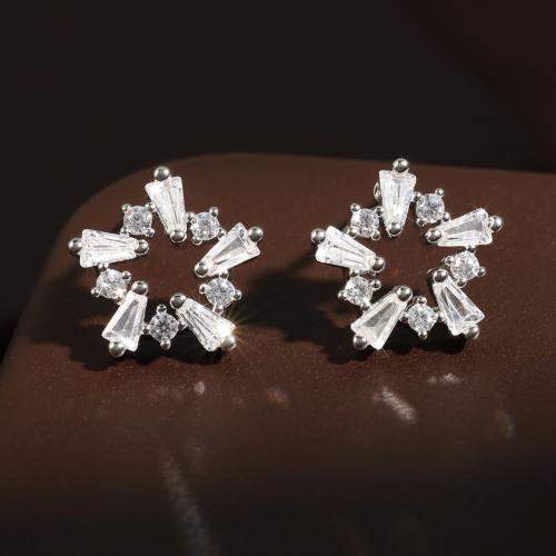 Boucles d'oreilles en laiton zircon cubique pavent, bijoux de mode & pavé de micro zircon & pour femme, plus de couleurs à choisir, 10x10mm, Vendu par paire