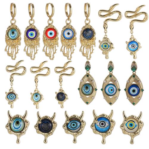 Boucles d'oreilles Mal Eye, laiton, Placage de couleur d'or, bijoux de mode & styles différents pour le choix & pavé de micro zircon & pour femme & émail, plus de couleurs à choisir, protéger l'environnement, sans nickel, plomb et cadmium, Vendu par paire