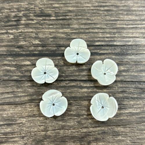 Natural Freshwater Shell Beads, Flower, fashion jewelry & different size for choice, white, Sold By PC